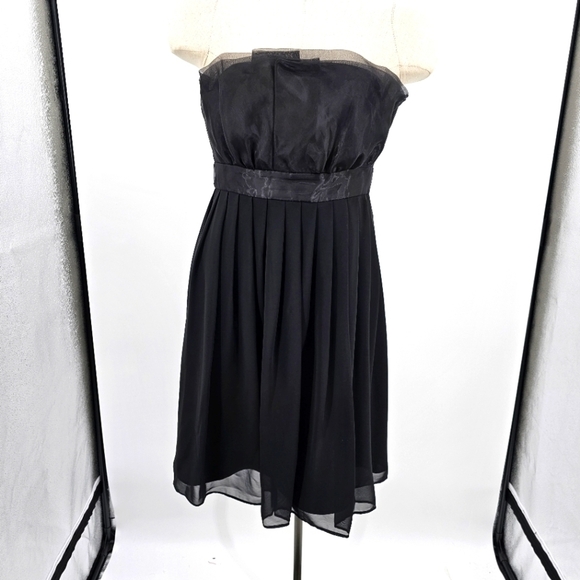 White House Black Market Black Sheer Crumb Catcher Strapless Size 8 Dress - Picture 1 of 7